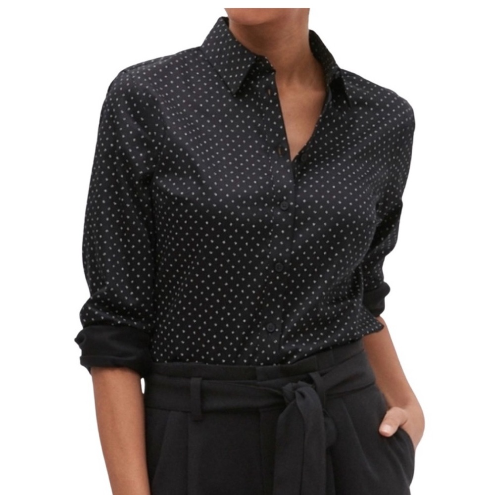 Banana Republic Tailored Fit Black Polka Dot Button-Up Shirt